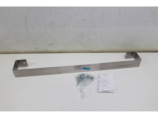 Plieger handdoekbeugel tbv radiator perugia quadrata cavallino - afbeelding 2 van  3