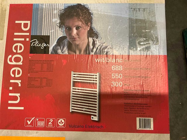Plieger vulcano elektrische designradiator 68,8x55cm (7x) - afbeelding 6 van  7