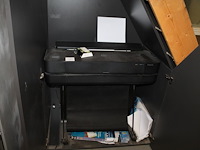 Plotter hp designjet t650 met enkele cartridges.