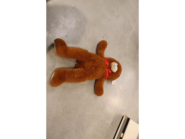 Pluche beer lengte 100 cm. - afbeelding 1 van  2
