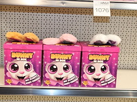 Pluche en play bunny in box, drie stuks. - afbeelding 1 van  2