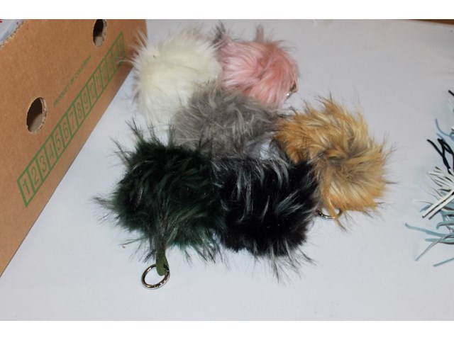 Pluche hanger bol model 6 stuks in ds c - afbeelding 5 van  5