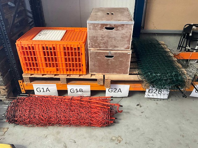 Pluimvee transportboxen + schapenhok - afbeelding 1 van  3