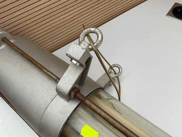 Pmel 112 - bunker lamp - 165 cm - afbeelding 8 van  11