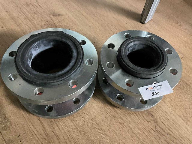 Pn16 80 mm c & 100 mm c flexibel koppelstuk - afbeelding 2 van  4