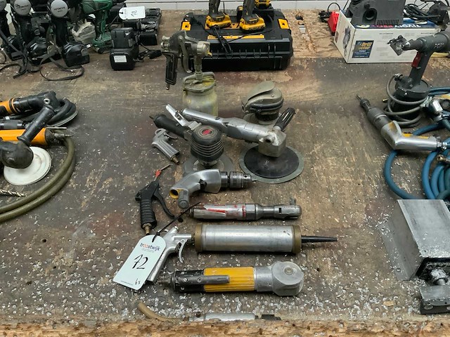 Pneumatisch gereedschap (11x) - afbeelding 1 van  3