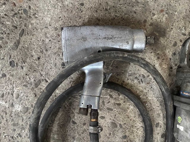 Pneumatisch gereedschap (2x) - afbeelding 2 van  7