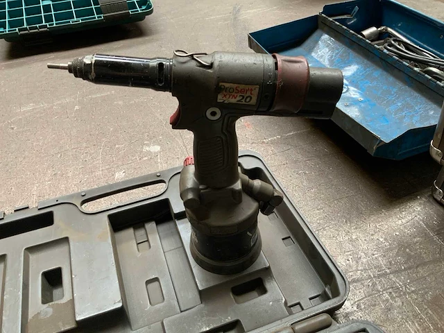 Pneumatisch gereedschap (2x) - afbeelding 3 van  4