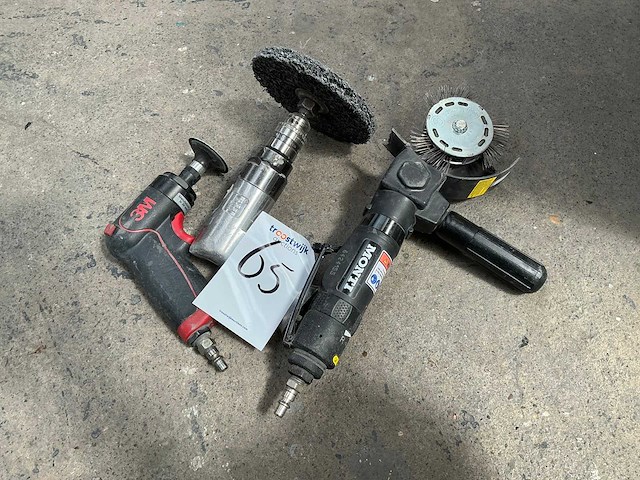 Pneumatisch gereedschap (3x) - afbeelding 1 van  7