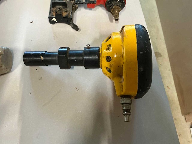 Pneumatisch gereedschap (4x) - afbeelding 3 van  5