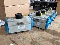 Pneumatische actuator (5x) - afbeelding 1 van  5