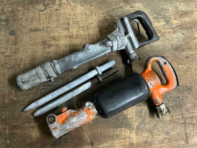 Pneumatische breekhamer (2x) - afbeelding 1 van  10