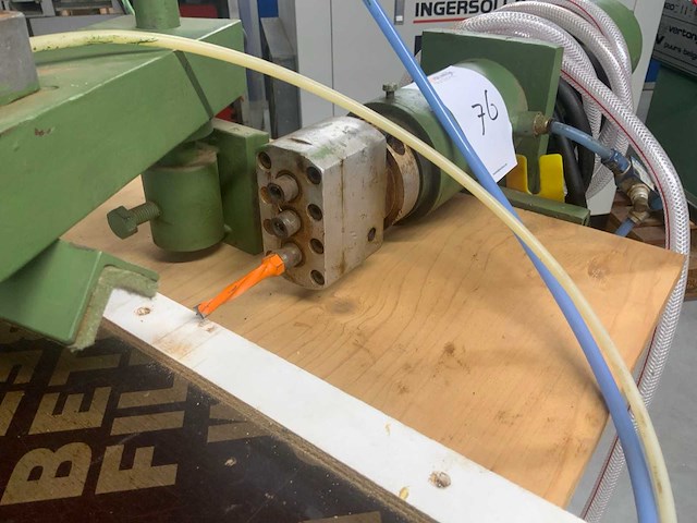 Pneumatische deuvelboormachine - afbeelding 3 van  4