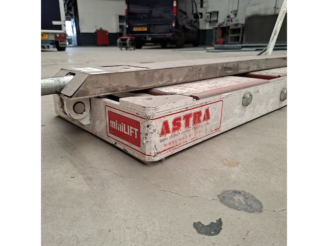 Pneumatische hefbrug, 2500 kilo astra, minilift - afbeelding 6 van  9