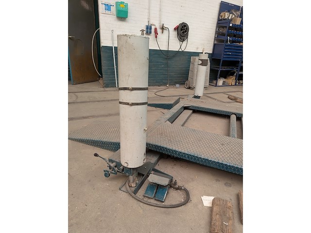 Pneumatische hefbrug - afbeelding 8 van  19