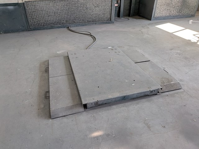 Pneumatische heftafel, max 2800 kilo - afbeelding 2 van  12