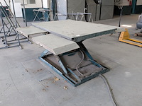 Pneumatische heftafel, max 2800 kilo - afbeelding 1 van  12