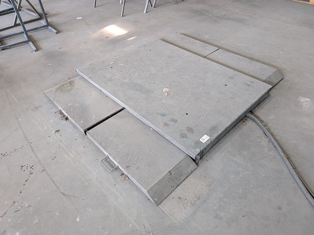 Pneumatische heftafel, max 2800 kilo - afbeelding 11 van  12