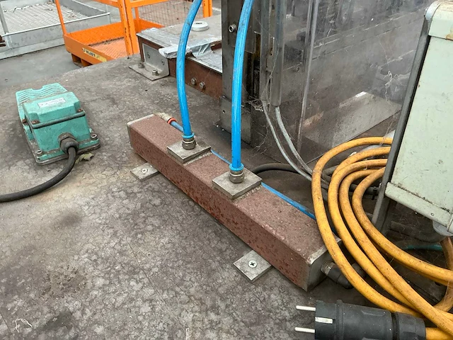 Pneumatische klemmachine - afbeelding 3 van  12