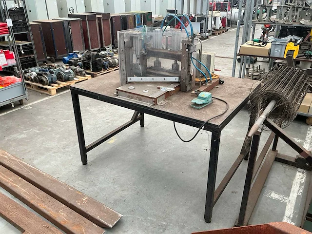Pneumatische klemmachine - afbeelding 1 van  12