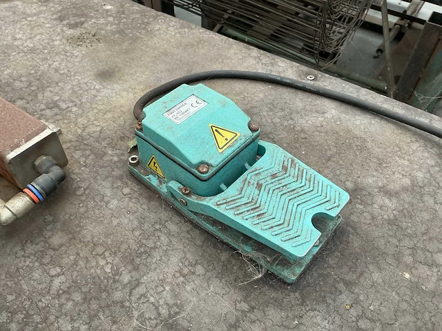 Pneumatische klemmachine - afbeelding 9 van  12