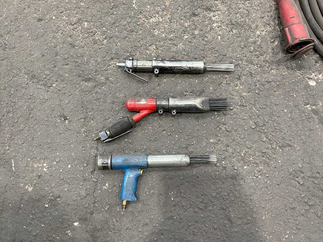 Pneumatische naaldbikhamer (3x) - afbeelding 1 van  9