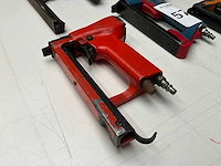 Pneumatische nietmachine (6x) - afbeelding 2 van  7