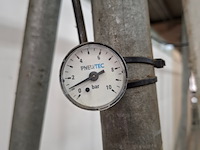 Pneumatische opsluitbank h&m, bouwjaar 2015 - afbeelding 7 van  10