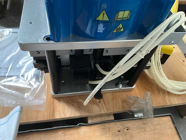 Pneumatische pers (3x) - afbeelding 12 van  15