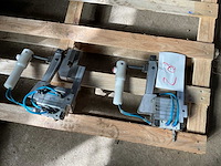 Pneumatische ponsunit aluminium profielberwerking (2x) - afbeelding 1 van  3