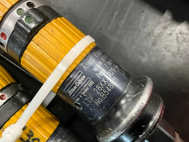 Pneumatische slagmoersleutel haaks (4x) - afbeelding 6 van  6