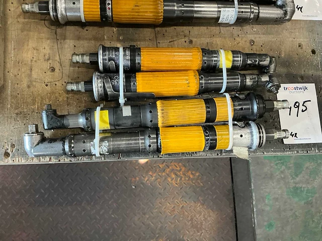 Pneumatische slagmoersleutel haaks (4x) - afbeelding 1 van  5