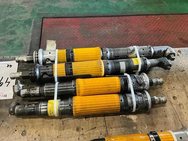 Pneumatische slagmoersleutel haaks (4x) - afbeelding 5 van  5