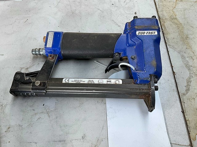 Pneumatische tacker (2x) - afbeelding 4 van  5