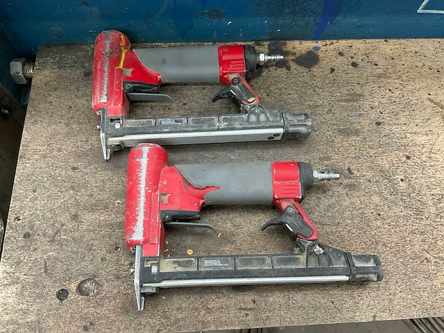 Pneumatische tacker (2x) - afbeelding 3 van  4