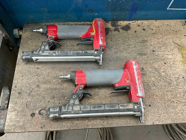 Pneumatische tacker (2x) - afbeelding 2 van  4