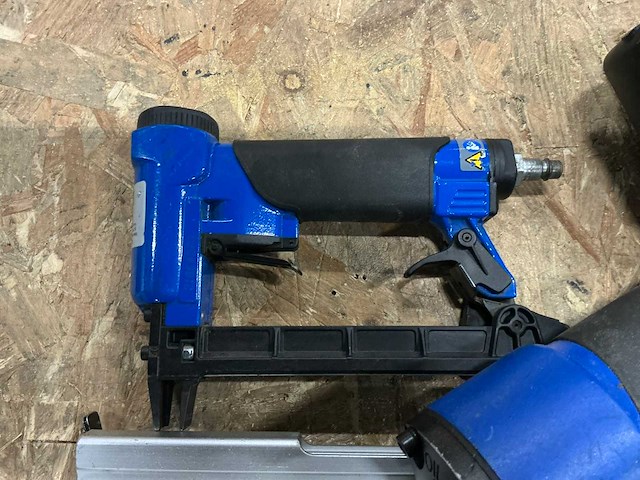 Pneumatische tacker (3x) - afbeelding 3 van  7