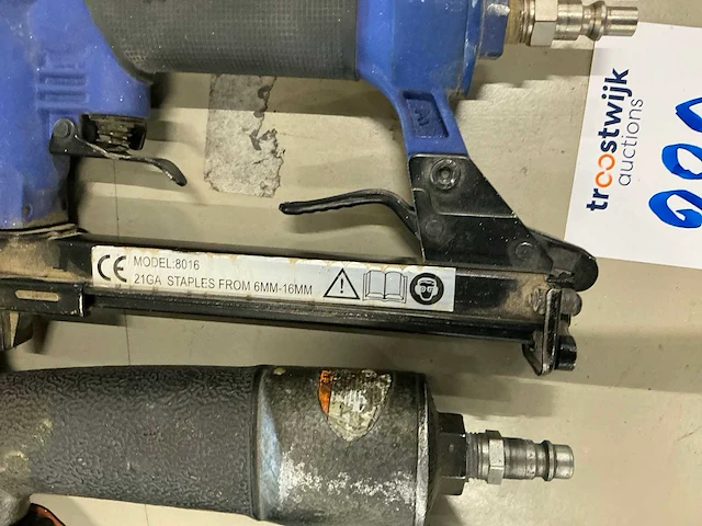 Pneumatische tacker (3x) - afbeelding 5 van  6
