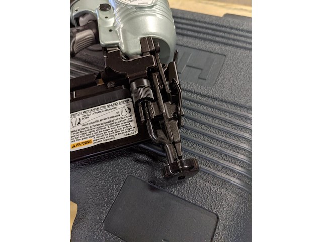Pneumatische tacker hitachi, nt65m2(s) - afbeelding 4 van  4
