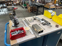 Pneumatische testopstelling onderdelen met ventielen, cilinder en montagemateriaal - afbeelding 1 van  6