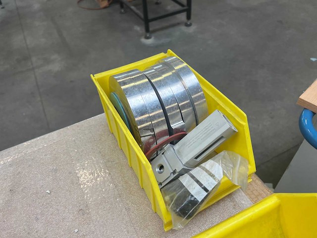 Pneumatische testopstelling onderdelen met ventielen, cilinder en montagemateriaal - afbeelding 5 van  6