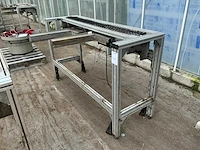 Pneumatische traypusher