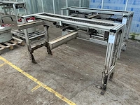 Pneumatische traypusher