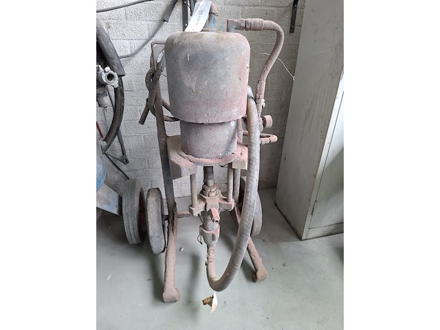 Pneumatische verfspuit - afbeelding 1 van  4