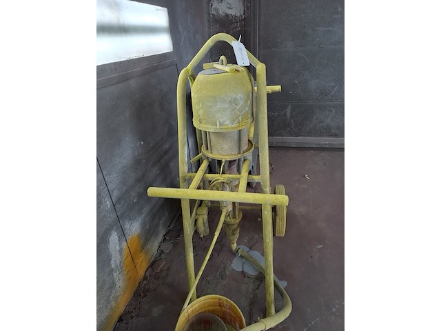 Pneumatische verfspuit - afbeelding 2 van  8