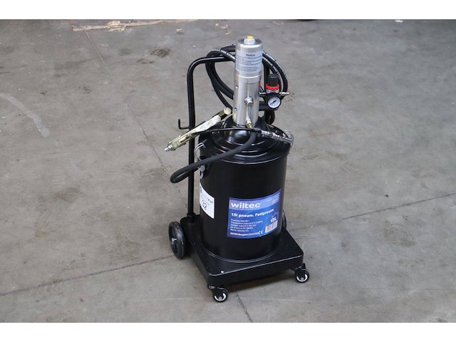 Pneumatische vetpomp wiltec 15l nieuw - afbeelding 1 van  1