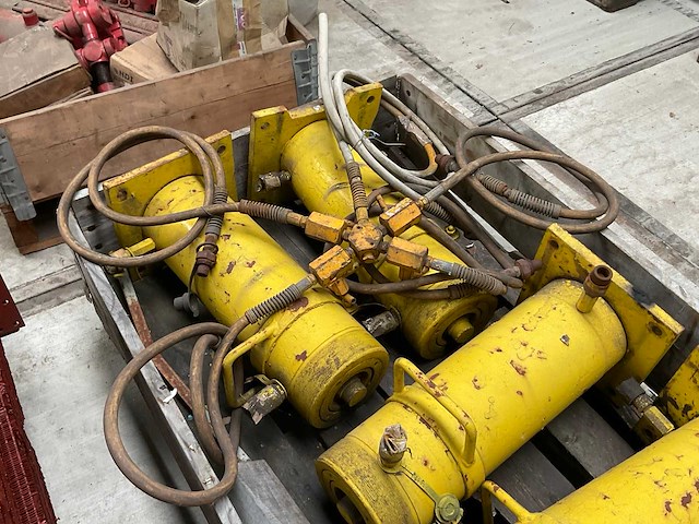 Pneumatische vijzel (4x) - afbeelding 4 van  4