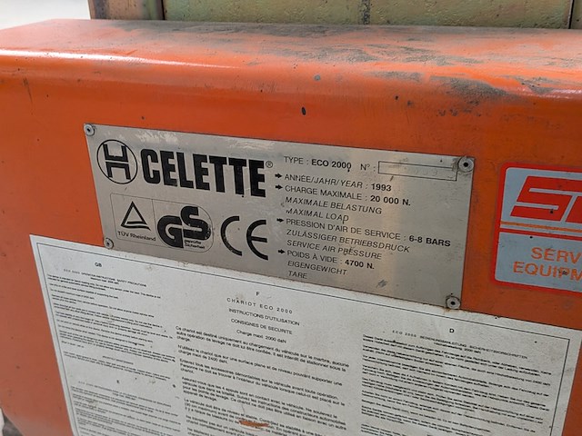 Pneumatische zijlader hefbrug, 2 ton celette, eco 2000, bouwjaar 1993 - afbeelding 9 van  10