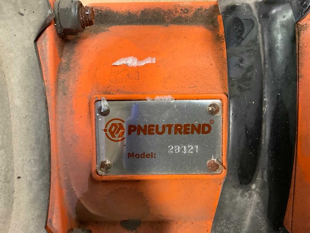 Pneutrend 28121 pneumatische slagmoersleutel - afbeelding 2 van  4