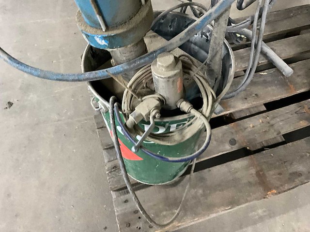 Pnuematisch verfspuit (3x) - afbeelding 9 van  11